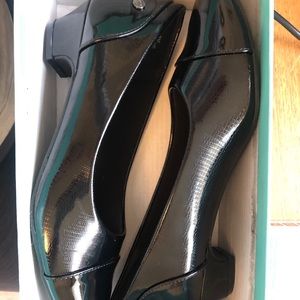 Marbella Lori size 9M